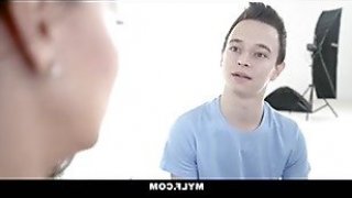 Hot milf flashes sexy body in a photoshoot creampie blowjob